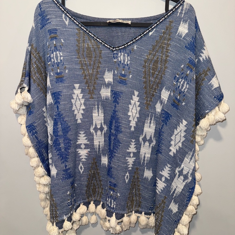Hollister Blue and White Patterned Poncho with Tassels